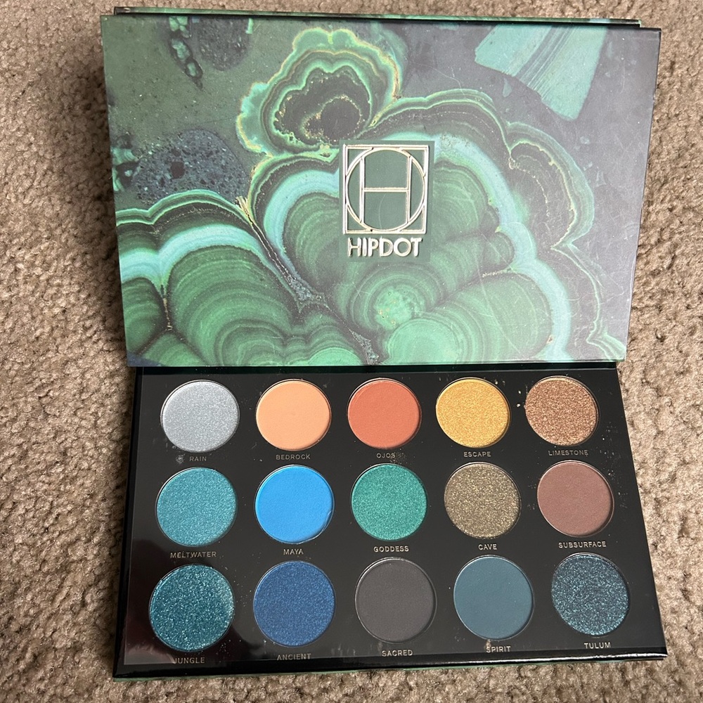 Brand new in box HipDot Cenote pressed palette